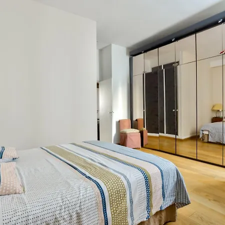 شقة A Prestigious Location In باريس