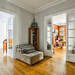 A Prestigious Location In Paris