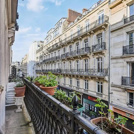 Apartment A Prestigious Location In *