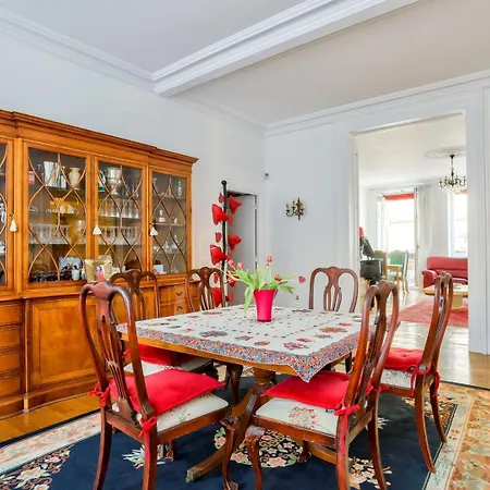 A Prestigious Location In Apartment *