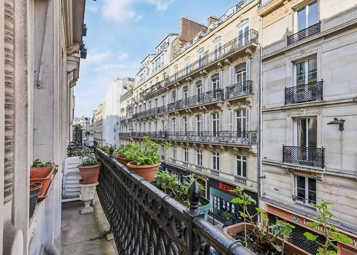 Apartment A Prestigious Location In *